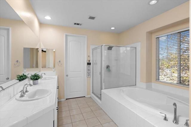 4163 Lake Circle Drive, Fallbrook, CA 92028