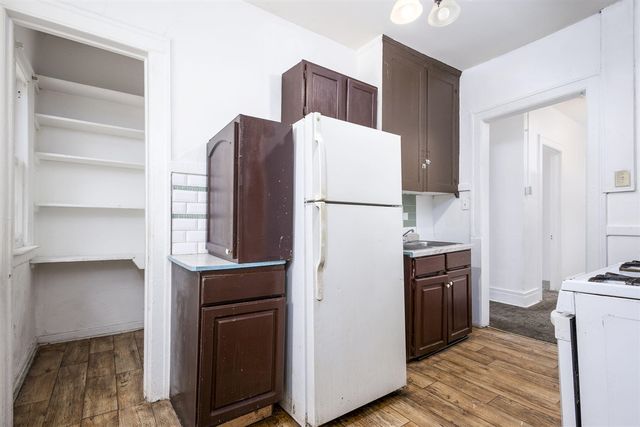 1565 W Grand Unit: 1, Detroit, MI 48208