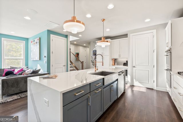 1002 Towneship Way, Roswell, GA 30075