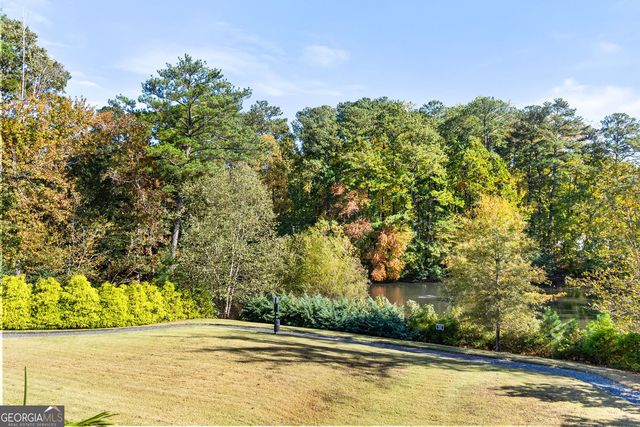 1002 Towneship Way, Roswell, GA 30075