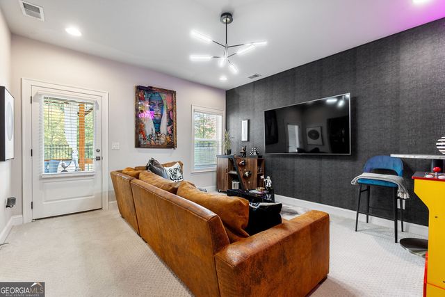 1002 Towneship Way, Roswell, GA 30075