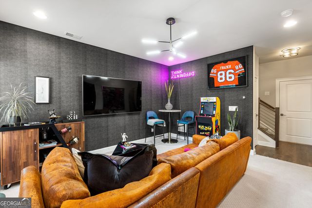 1002 Towneship Way, Roswell, GA 30075