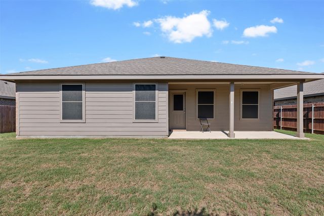 714 Wolf Creek Drive, Cleburne, TX 76033