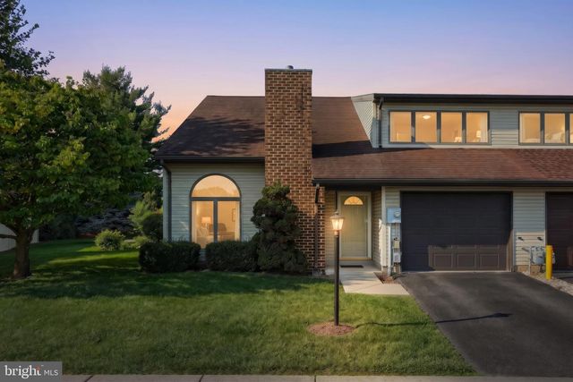 1118 ROOSEVELT CT, Hanover, PA 17331