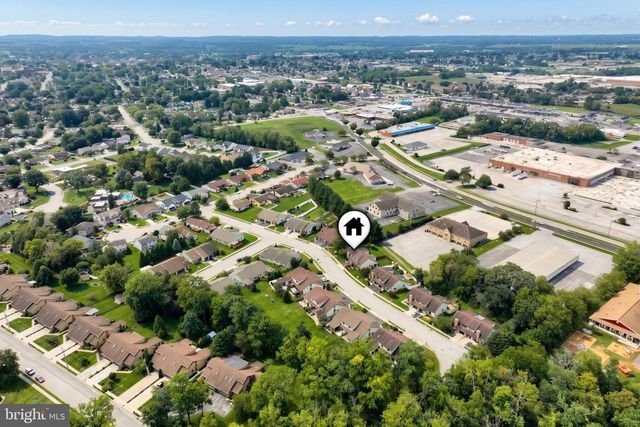1118 ROOSEVELT CT, Hanover, PA 17331