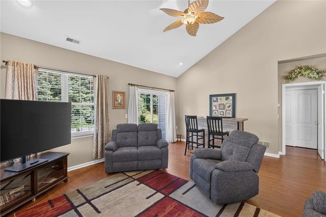 6616 Blue Heather Court, Lower Macungie Twp, PA 18062