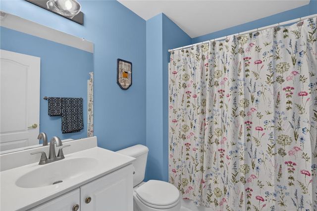 6616 Blue Heather Court, Lower Macungie Twp, PA 18062