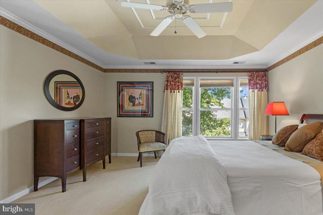 46134 BRISBANE SQ, Potomac Falls, VA 20165