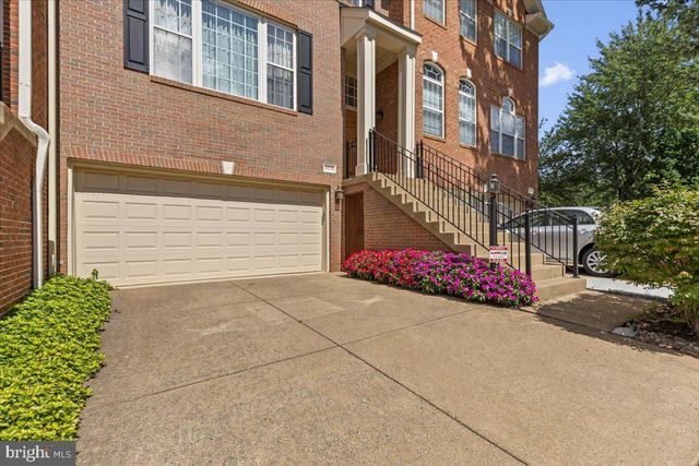 46134 BRISBANE SQ, Potomac Falls, VA 20165