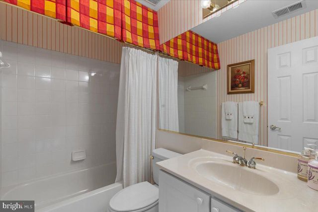 46134 BRISBANE SQ, Potomac Falls, VA 20165