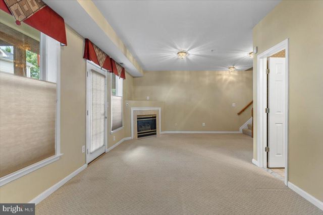 46134 BRISBANE SQ, Potomac Falls, VA 20165