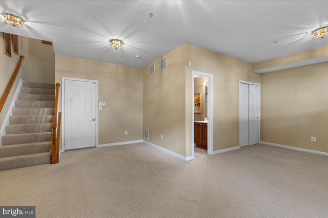 46134 BRISBANE SQ, Potomac Falls, VA 20165