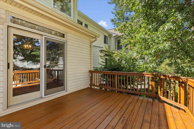 46134 BRISBANE SQ, Potomac Falls, VA 20165