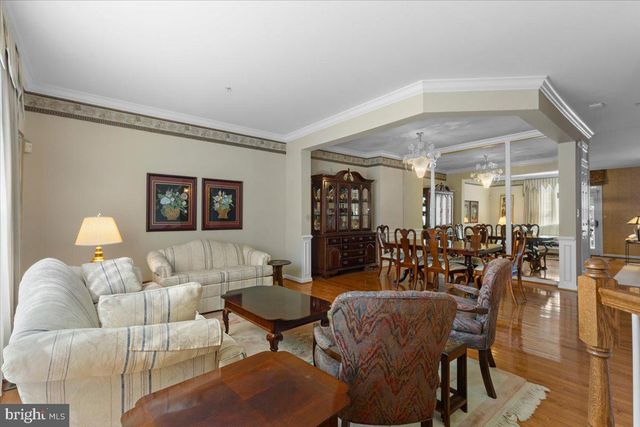 46134 BRISBANE SQ, Potomac Falls, VA 20165