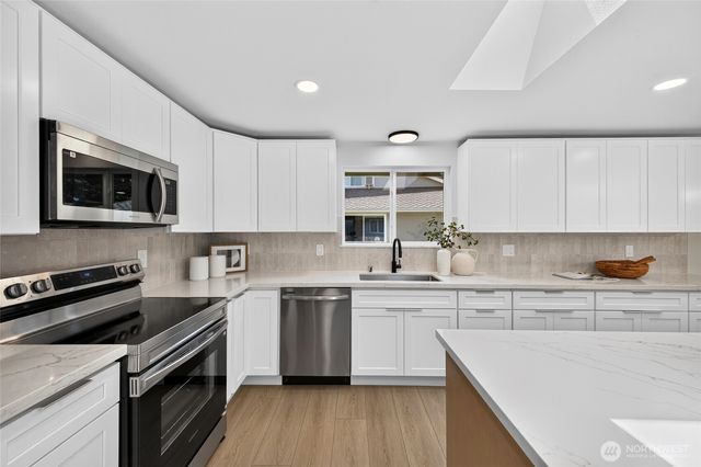 7608 90th Avenue SW, Lakewood, WA 98498