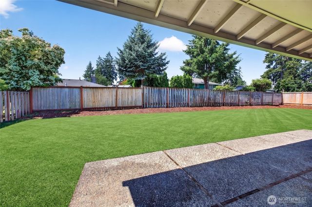 7608 90th Avenue SW, Lakewood, WA 98498