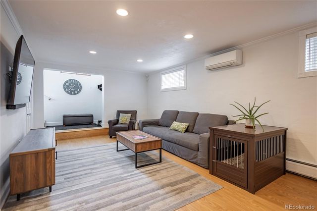 231 Hudson Street, Denver, CO 80220