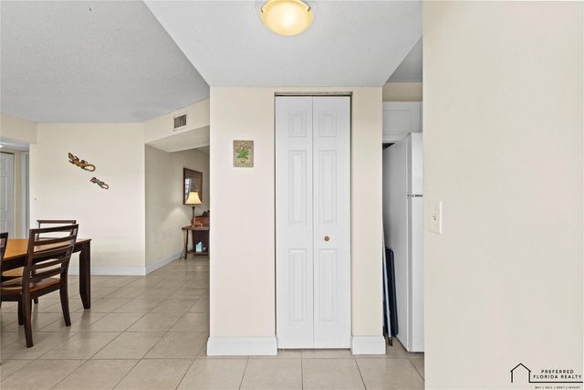 4191 NW 41st Street 316, Lauderdale Lakes, FL 33319