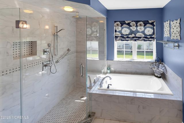 2476 Spring Hill Drive, Toms River, NJ 08755