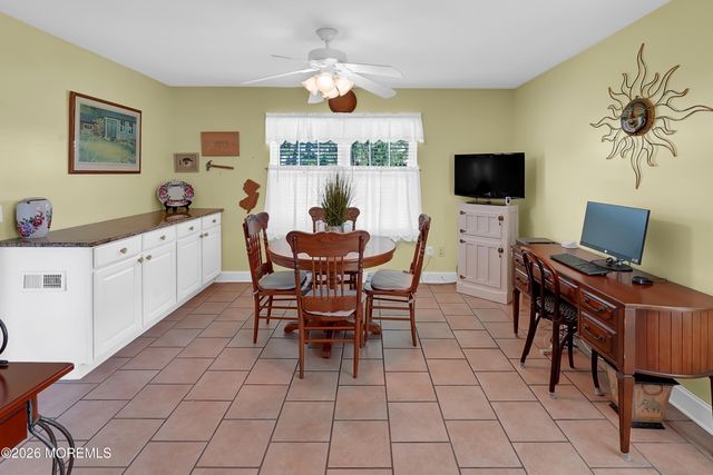 2476 Spring Hill Drive, Toms River, NJ 08755