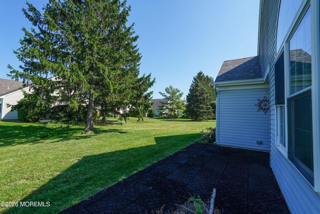 2476 Spring Hill Drive, Toms River, NJ 08755