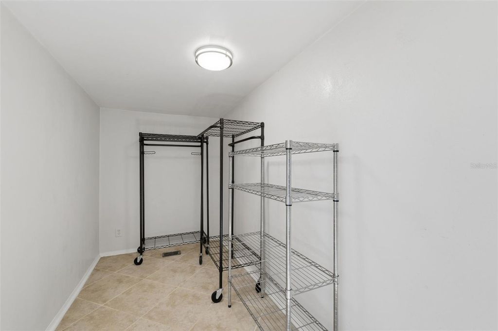 Image 27 of property listing at 515 S COVELAKE TERRACE, Inverness, FL 34450