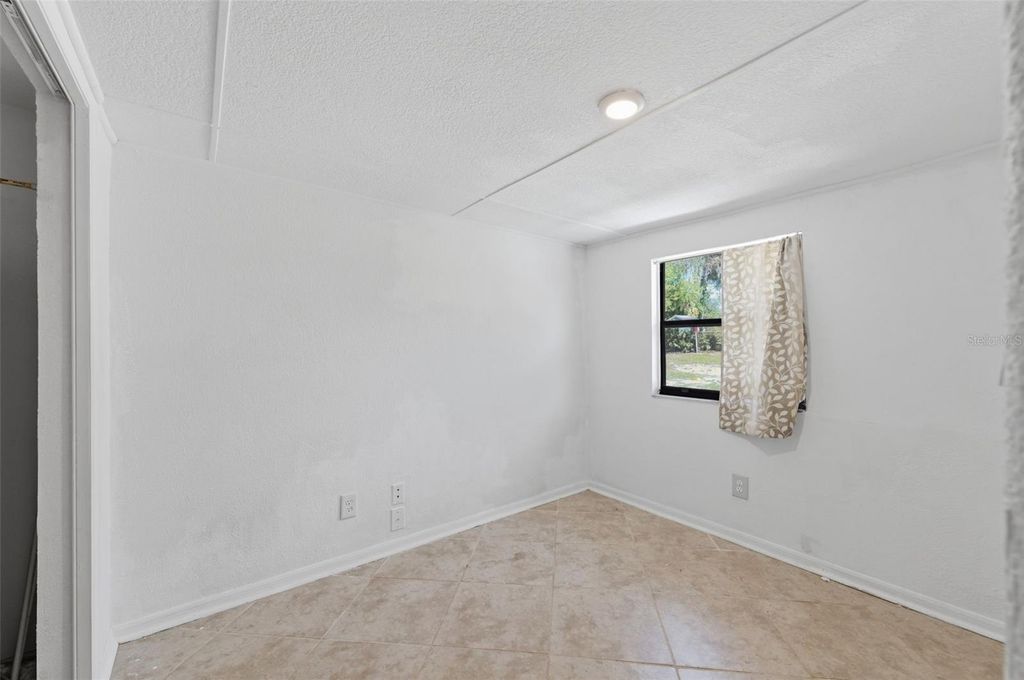 Image 30 of property listing at 515 S COVELAKE TERRACE, Inverness, FL 34450