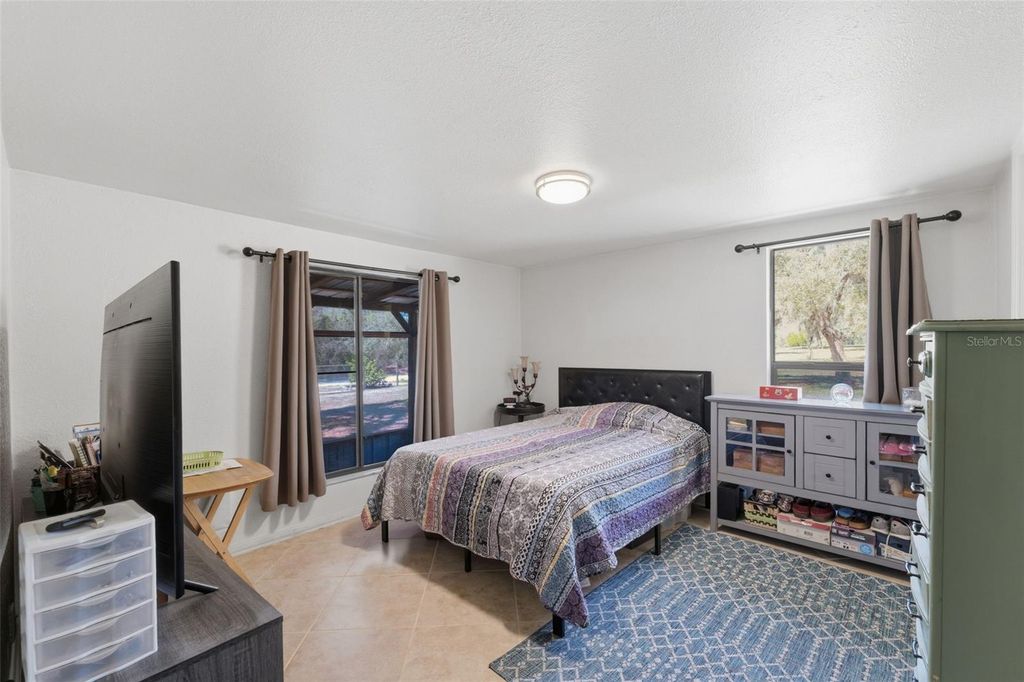 Image 45 of property listing at 515 S COVELAKE TERRACE, Inverness, FL 34450