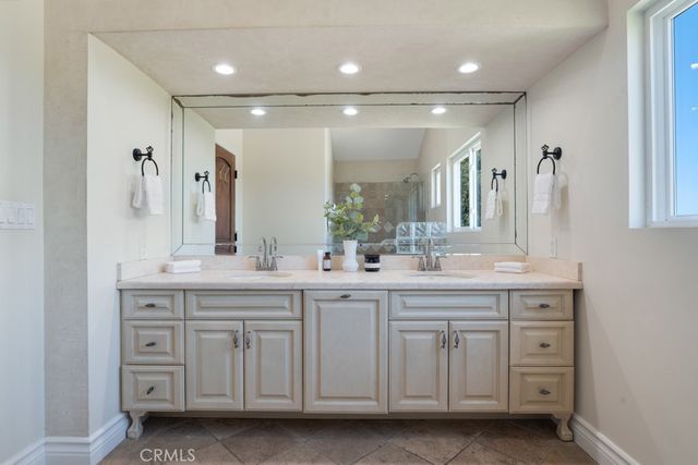 4927 Alatar, Woodland Hills, CA 91364