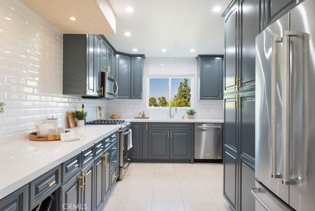 4927 Alatar, Woodland Hills, CA 91364