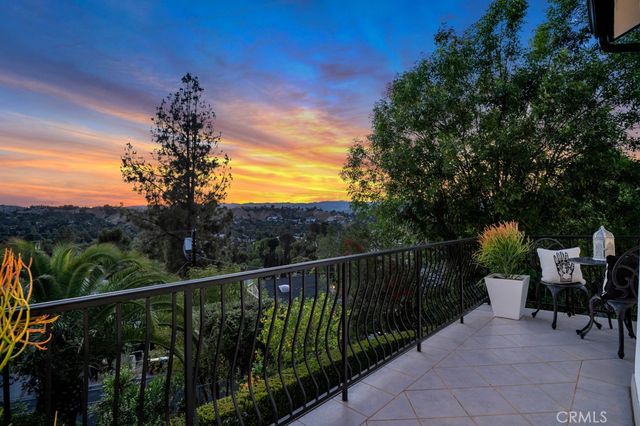 4927 Alatar, Woodland Hills, CA 91364