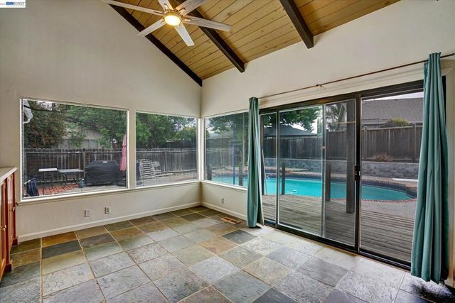 1463 Wilton Rd, Livermore, CA 94551