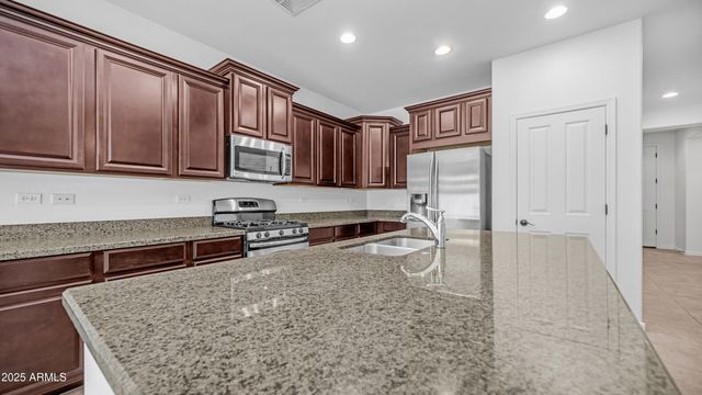 1682 N 144TH Drive, Goodyear, AZ 85395