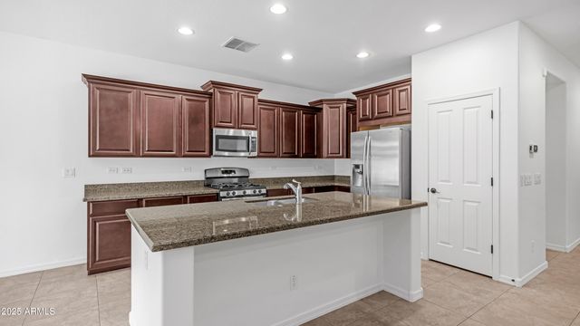 1682 N 144TH Drive, Goodyear, AZ 85395