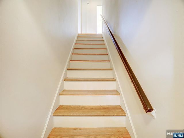 138 Lincoln Street A10, Montclair, NJ 07042