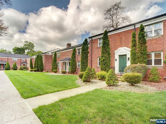 138 Lincoln Street A10, Montclair, NJ 07042