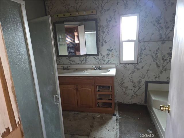 16251 WIMBLETON Drive, Victorville, CA 92395