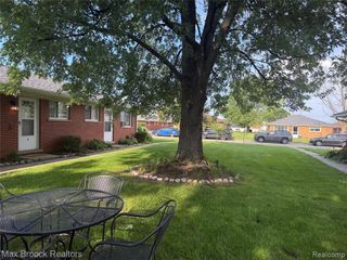 3875 Devon Road Unit # 9, Royal Oak, MI 48073