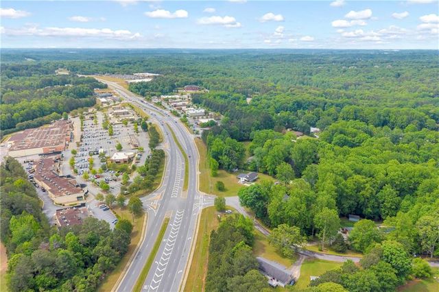 4004 Winder Highway, Flowery Branch, GA 30542