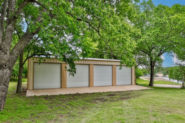 94 Arend Drive, Gainesville, TX 76240