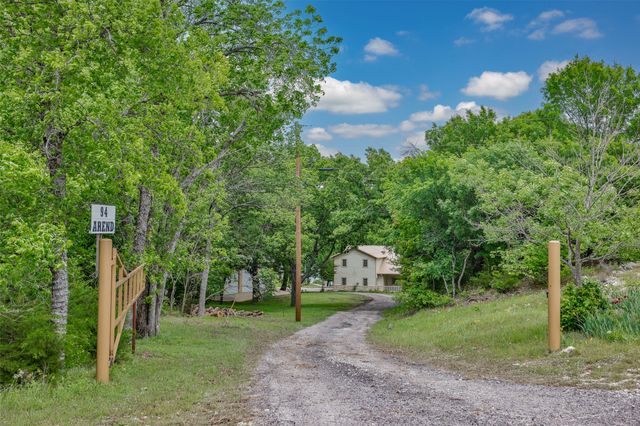 94 Arend Drive, Gainesville, TX 76240