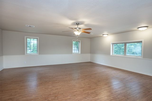 94 Arend Drive, Gainesville, TX 76240