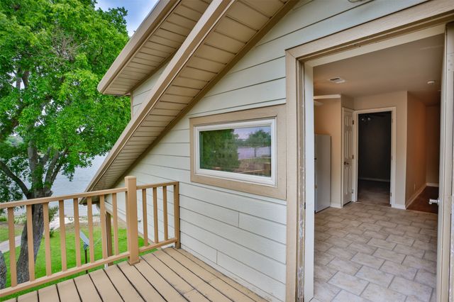 94 Arend Drive, Gainesville, TX 76240