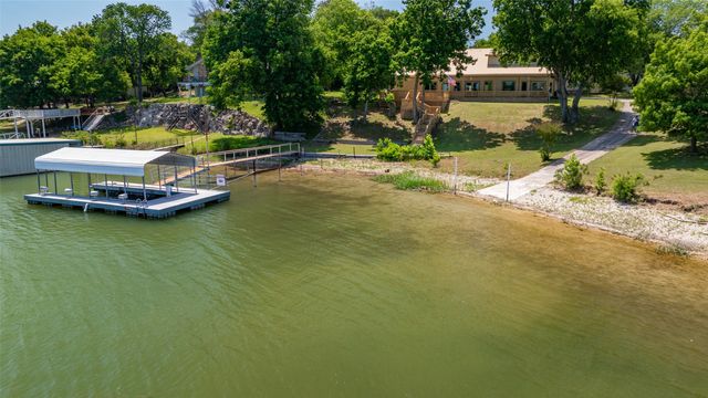 94 Arend Drive, Gainesville, TX 76240