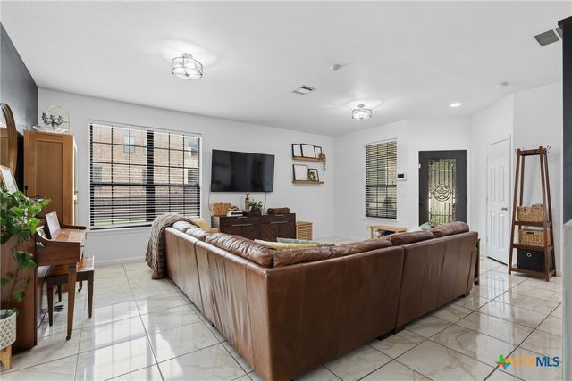 1083 Tumbleweed Trail, Temple, TX 76502