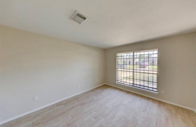 12938 S Coast Drive, Houston, TX 77047