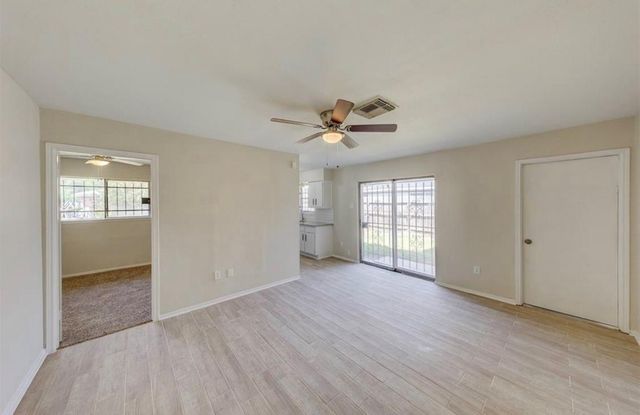12938 S Coast Drive, Houston, TX 77047