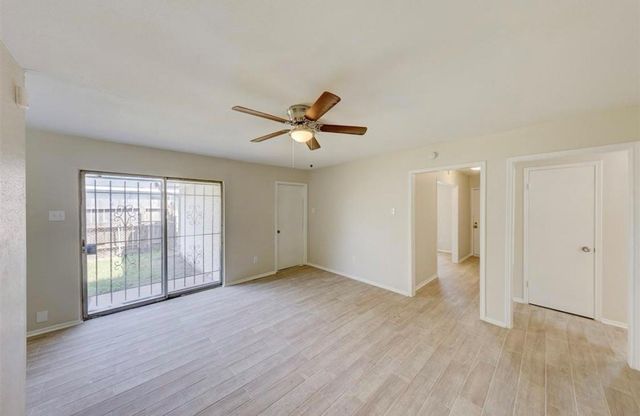 12938 S Coast Drive, Houston, TX 77047