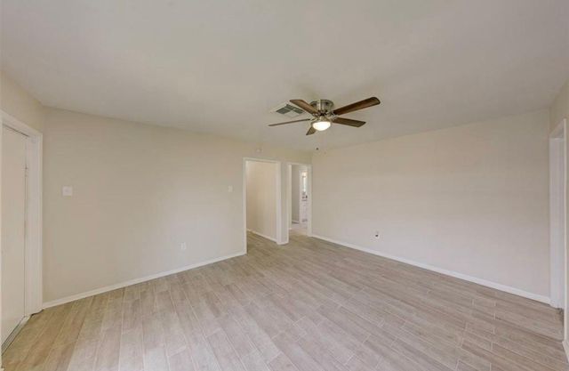 12938 S Coast Drive, Houston, TX 77047