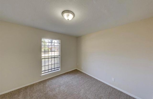12938 S Coast Drive, Houston, TX 77047